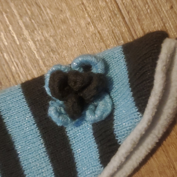 ***FREE ADD ON*** Fleece toque - Picture 3 of 4